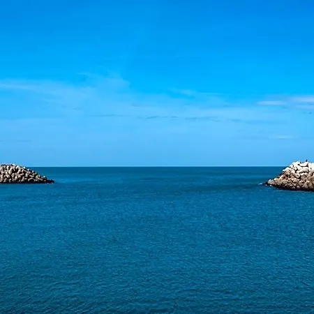 Bayview In Main Plaza 20 Meters From نازاريه